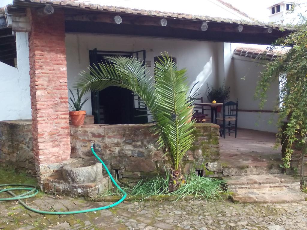 Cortijo El Berrocal Cazalla de la Sierra Exterior foto